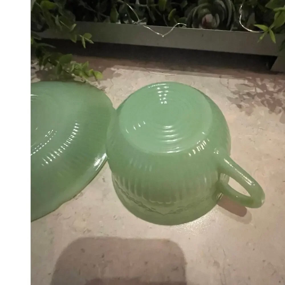 Vintage Green Jadeite Teacup 8oz & Saucer 6” ribbed w embossed floral pattern